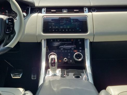 Used 2022 Land Rover Range Rover Sport SVR AWD/4WD image 16