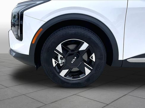 Certified 2026 Kia Sportage LX FWD image 10