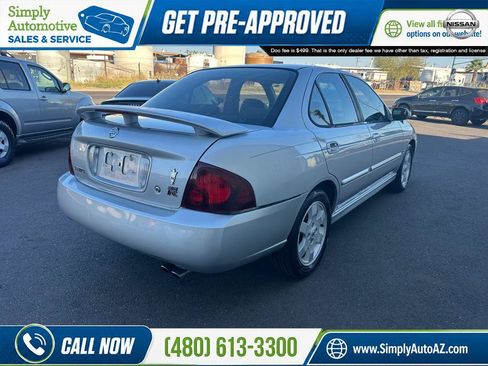 Used 2006 Nissan Sentra SE-R w/ (J01) Sunroof Pkg FWD image 9