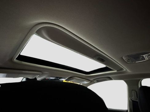 Certified 2025 Subaru Impreza 2.0i Sport image 19