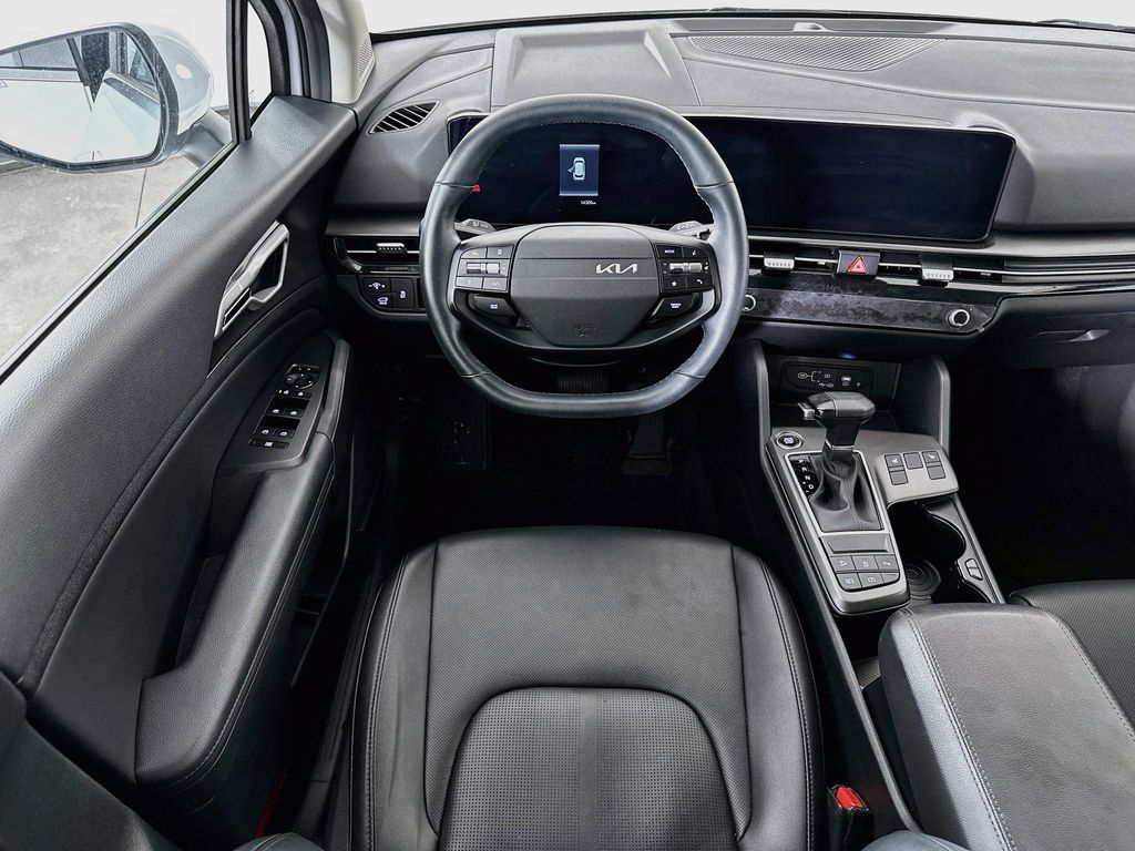 Certified 2026 Kia Sportage EX AWD/4WD image 4