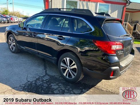 Used 2019 Subaru Outback 3.6R Limited AWD/4WD image 11