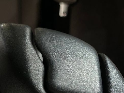 Used 2019 Jeep Wrangler Sport AWD/4WD image 40
