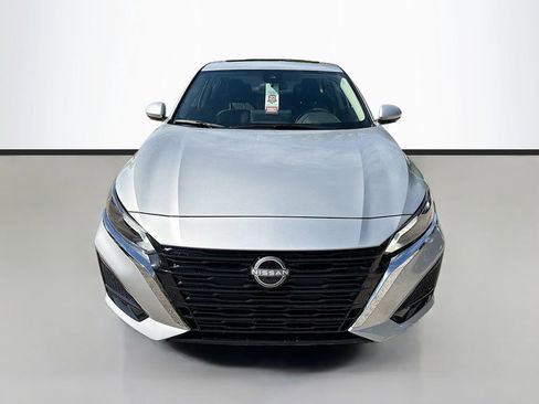 New 2025 Nissan Altima 2.5 SL image 3