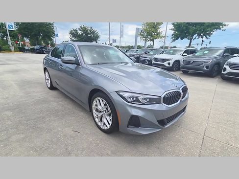 Used 2025 BMW 330i Sedan w/ Convenience Package RWD image 37