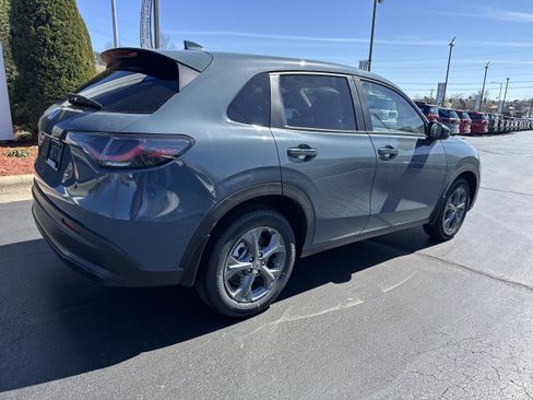 New 2026 Honda HR-V LX image 4