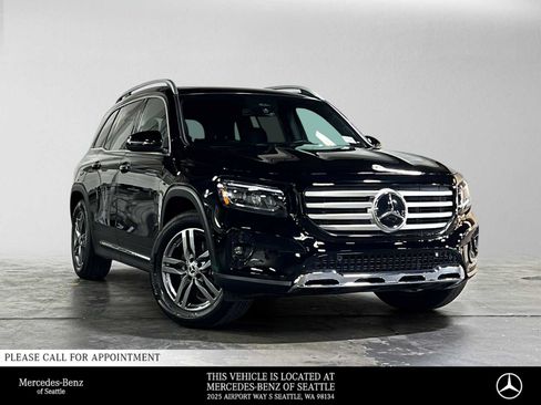 Certified 2026 Mercedes-Benz GLB 250 4MATIC image 1