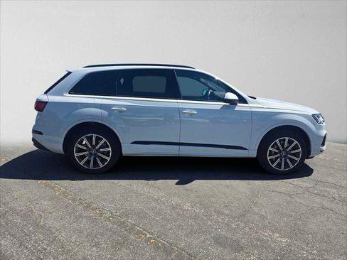 Used 2023 Audi Q7 2.0T Premium Plus w/ Premium Plus Package AWD/4WD image 2