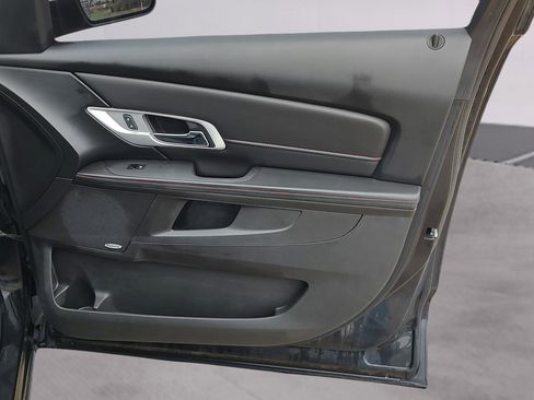 Used 2015 GMC Terrain SLT image 18