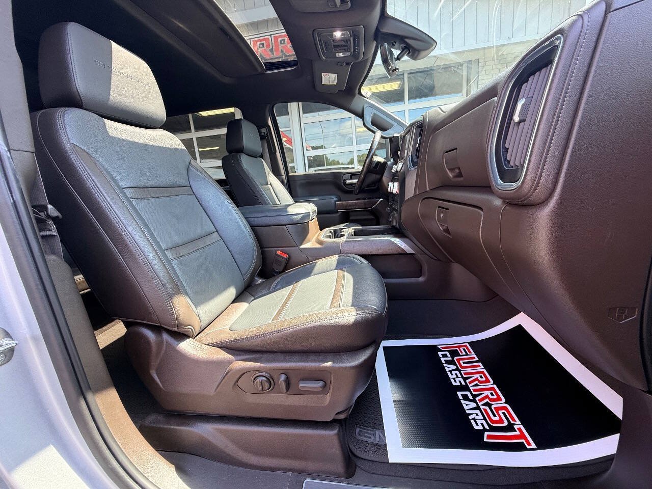 Used 2023 GMC Sierra 2500 Denali w/ Denali Ultimate Package AWD/4WD image 46