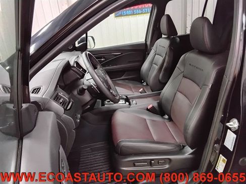 Used 2023 Honda Ridgeline Black Edition image 10