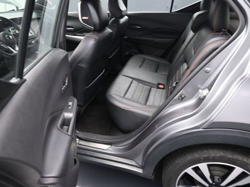 Used 2019 Nissan Kicks SR w/ SR Premium Package FWD image 20