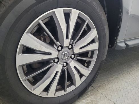 Used 2020 Nissan Pathfinder SL image 31