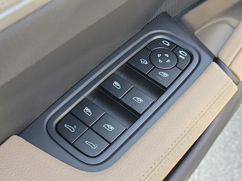 New 2026 Porsche Cayenne AWD/4WD image 26