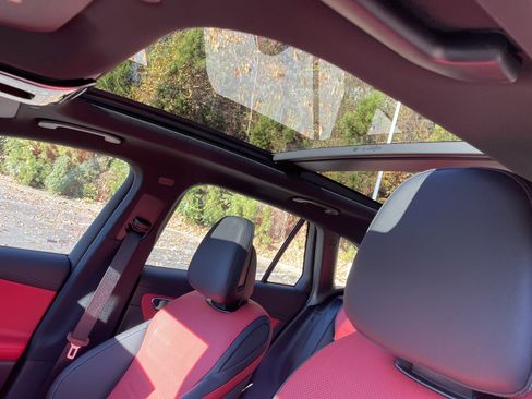 New 2026 Mercedes-Benz GLC 43 AMG 4MATIC image 22