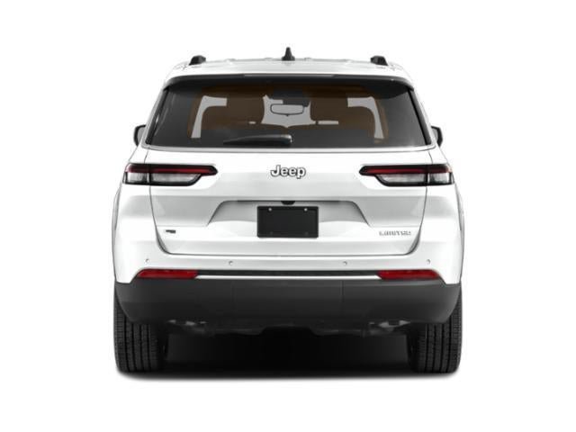 Used 2022 Jeep Grand Cherokee L Limited w/ Black Appearance Package AWD/4WD image 5