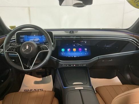 Used 2025 Mercedes-Benz E 450 4MATIC All-Terrain Wagon image 18