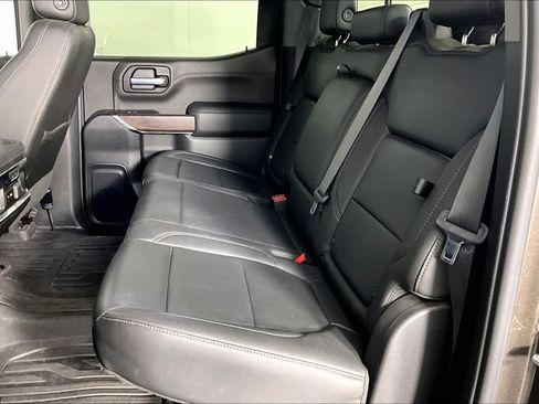 Used 2019 GMC Sierra 1500 SLT AWD/4WD image 2