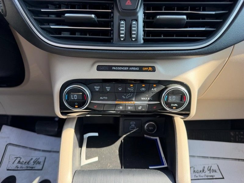Used 2021 Ford Escape SEL AWD/4WD image 14