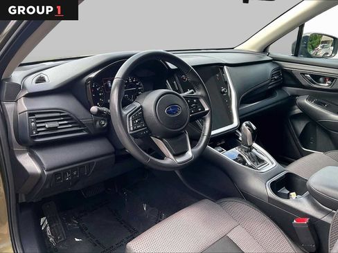 Used 2024 Subaru Outback Premium AWD/4WD image 17