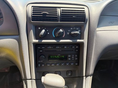 Used 2003 Ford Mustang GT RWD image 17