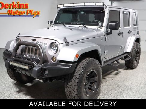 Used 2013 Jeep Wrangler Unlimited Sahara w/ Mopar Chrome Edition Group image 1