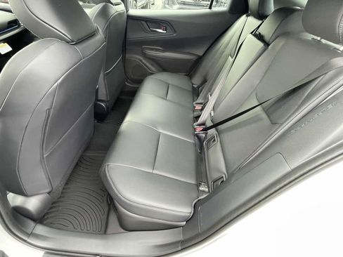 New 2026 Toyota Prius FWD image 8