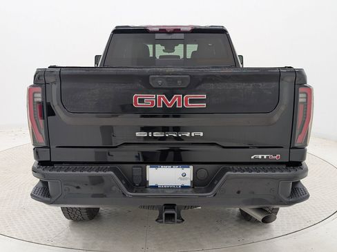 Used 2024 GMC Sierra 2500 AT4 w/ AT4 Premium Plus Package image 10