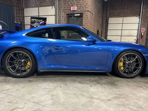 Used 2016 Porsche 911 GT3 RWD image 14
