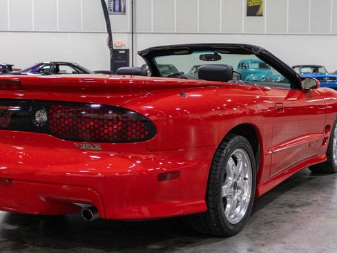 Used 2001 Pontiac Firebird Trans Am RWD image 30