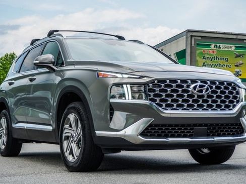 Used 2022 Hyundai Santa Fe SEL w/ Convenience Package AWD/4WD image 7