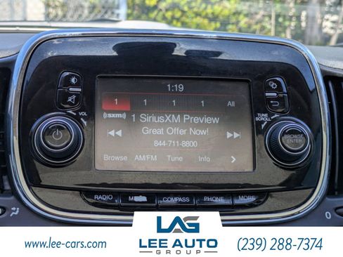 Used 2017 FIAT 500 Lounge image 20