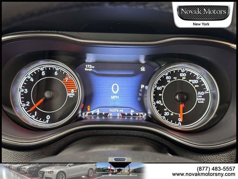 Used 2022 Jeep Cherokee Limited image 20