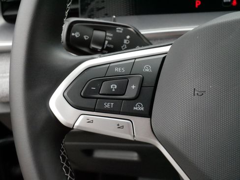 Certified 2025 Volkswagen Tiguan S AWD/4WD image 25