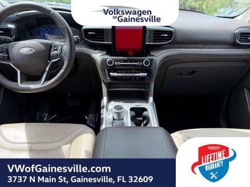 Used 2020 Ford Explorer Platinum w/ Premium Technology Package AWD/4WD image 15