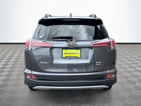 Used 2017 Toyota RAV4 XLE AWD/4WD image 31