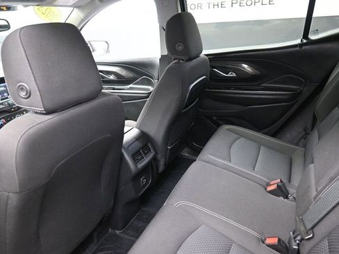 Used 2023 GMC Terrain SLE w/ Driver Convenience Package image 23