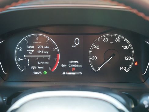 Used 2023 Honda Pilot TrailSport image 21