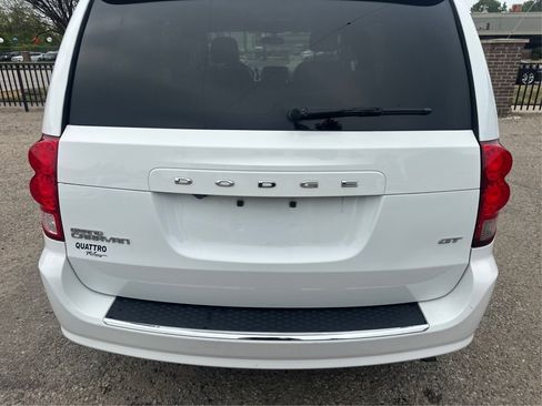 Used 2017 Dodge Grand Caravan GT FWD image 14