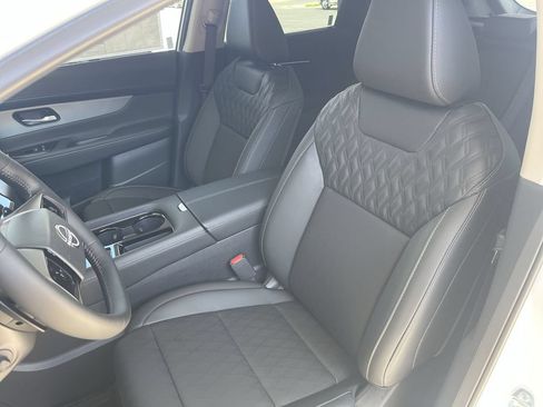 New 2026 Nissan Murano Platinum w/ Technology Package AWD/4WD image 11