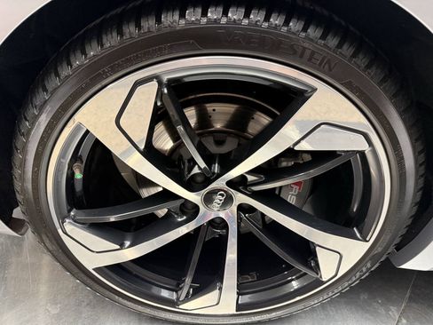 Used 2018 Audi RS 5 w/ Dynamic Plus Package AWD/4WD image 29