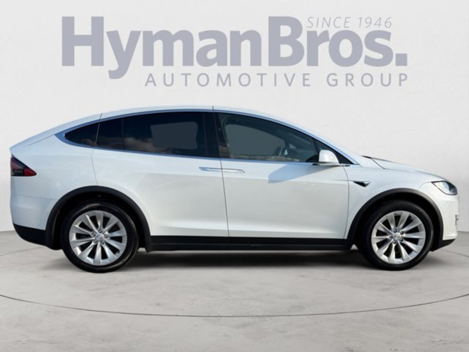 Used 2019 Tesla Model X AWD/4WD image 2