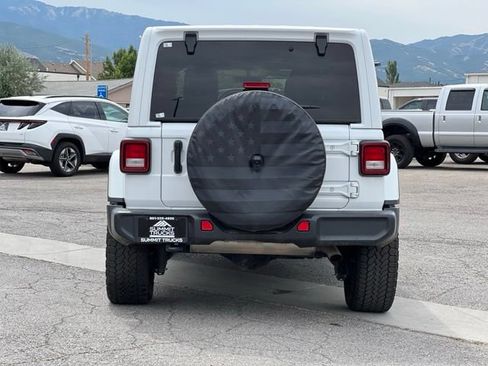 Used 2023 Jeep Wrangler Unlimited Sahara w/ Cold Weather Group AWD/4WD image 8