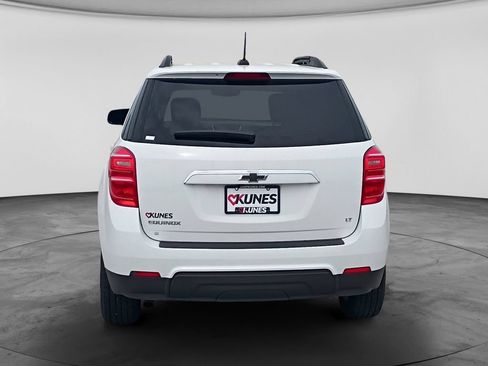 Used 2017 Chevrolet Equinox LT w/ Convenience Package FWD image 8