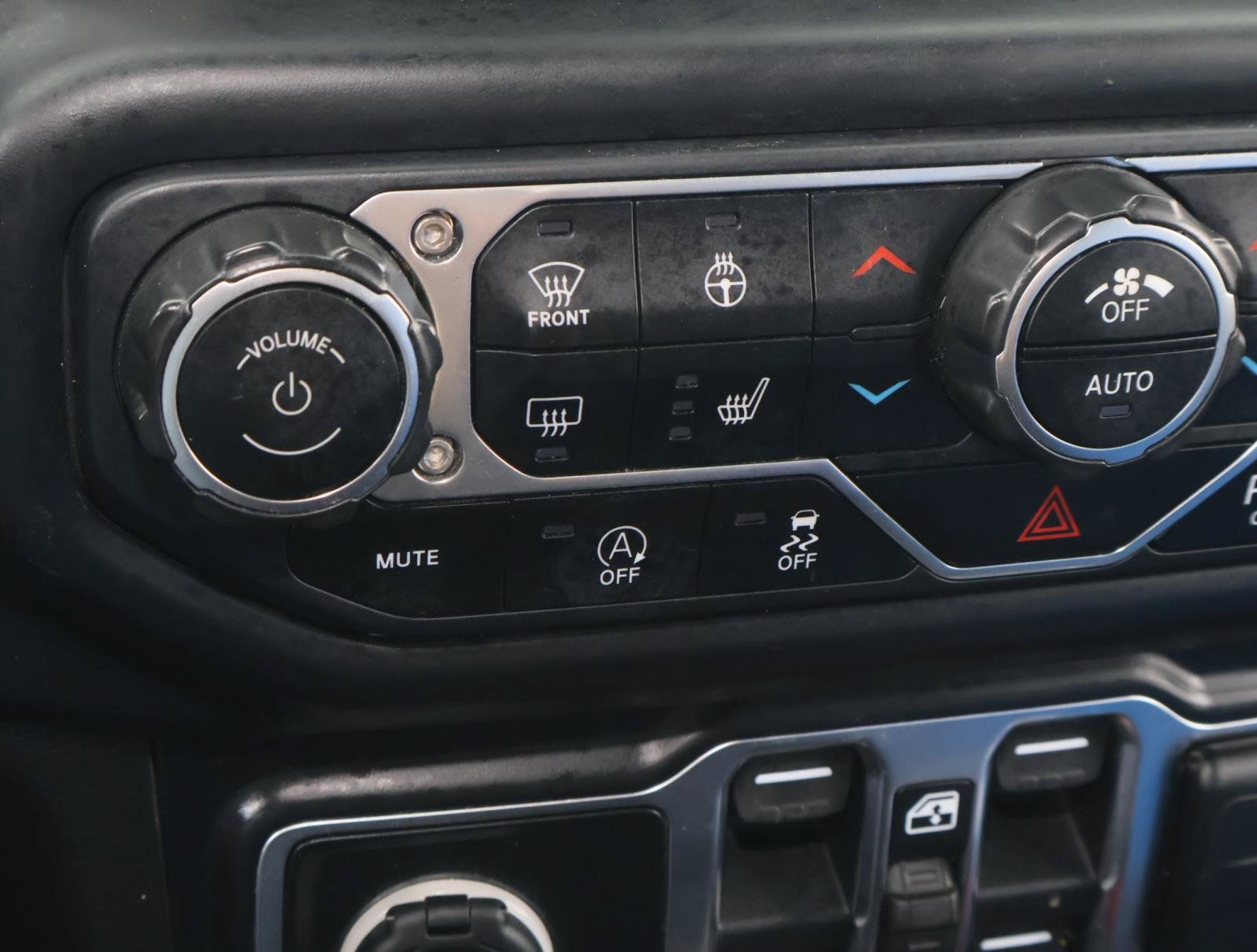 Used 2020 Jeep Gladiator Rubicon AWD/4WD image 24