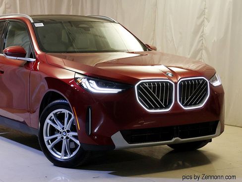 Certified 2025 BMW X3 xDrive30i image 2