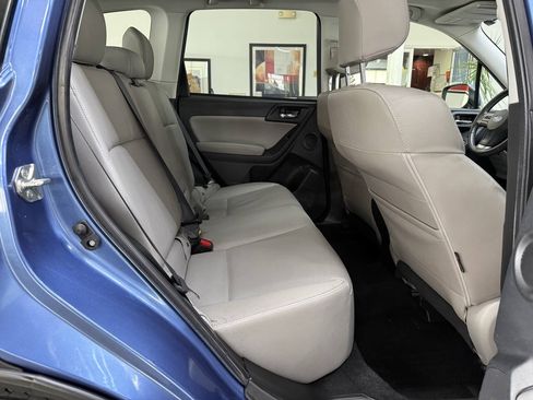 Used 2015 Subaru Forester 2.5i Limited AWD/4WD image 15