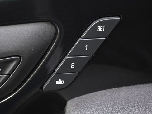 Used 2021 Chevrolet Blazer RS w/ Enhanced Convenience Package AWD/4WD image 24