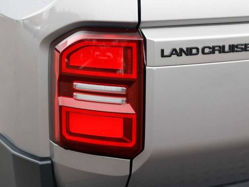 Used 2025 Toyota Land Cruiser image 15