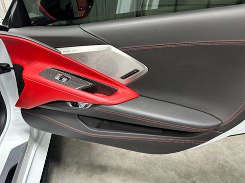 Used 2022 Chevrolet Corvette Stingray Premium Cpe w/ Z51 Performance Package image 31
